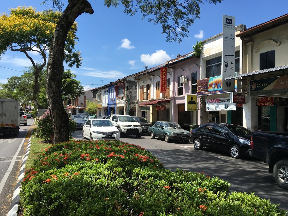 Check In Hostel Kuching